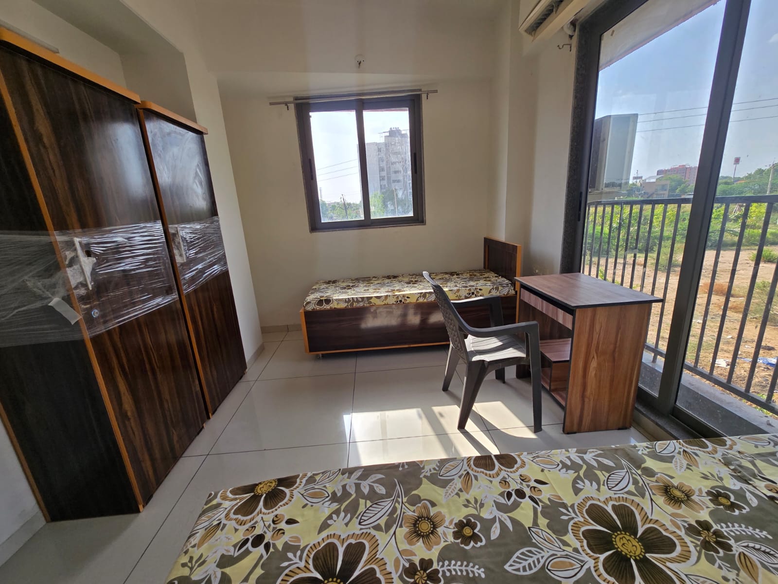 Titan House PG – Photo 3